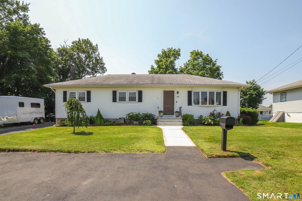 Photo of 59 Clifford Terrace, New Haven, CT 06512 (MLS # 24159669)