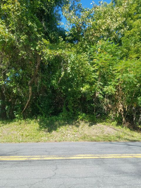 28 & 33 River Road Cromwell CT 06416