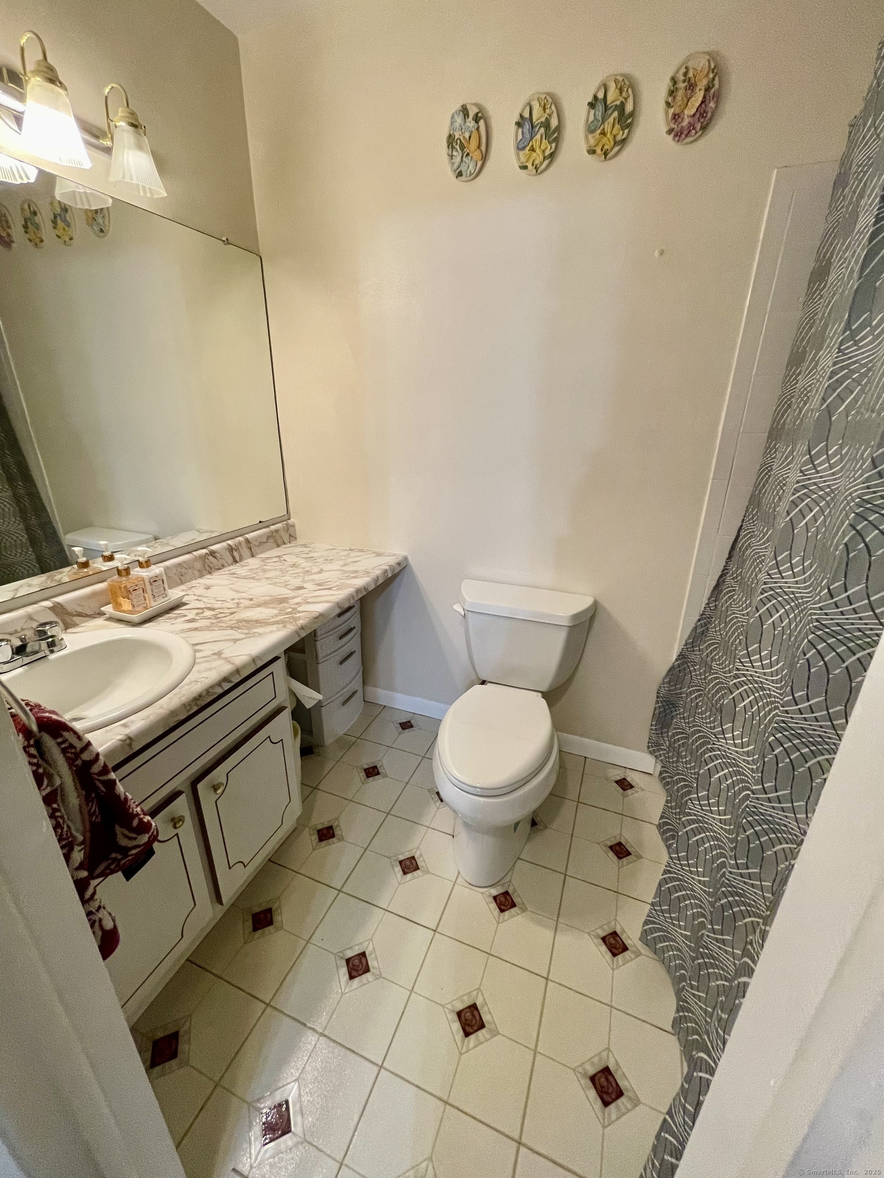 200 Woodmont Avenue #APT 127, Bridgeport, Connecticut image 12
