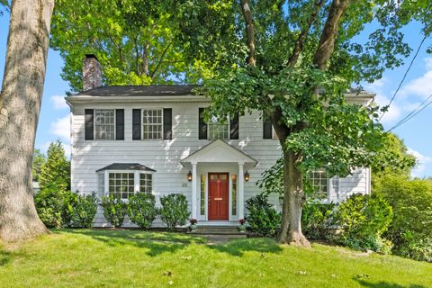 65 Halsey Drive Greenwich CT 06870