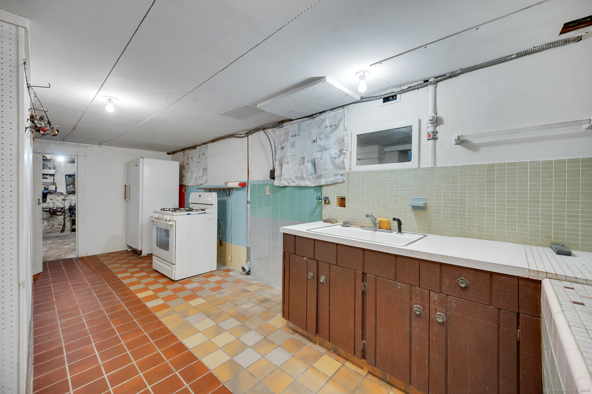 12 Dwight Place, East Haven, Connecticut image 29