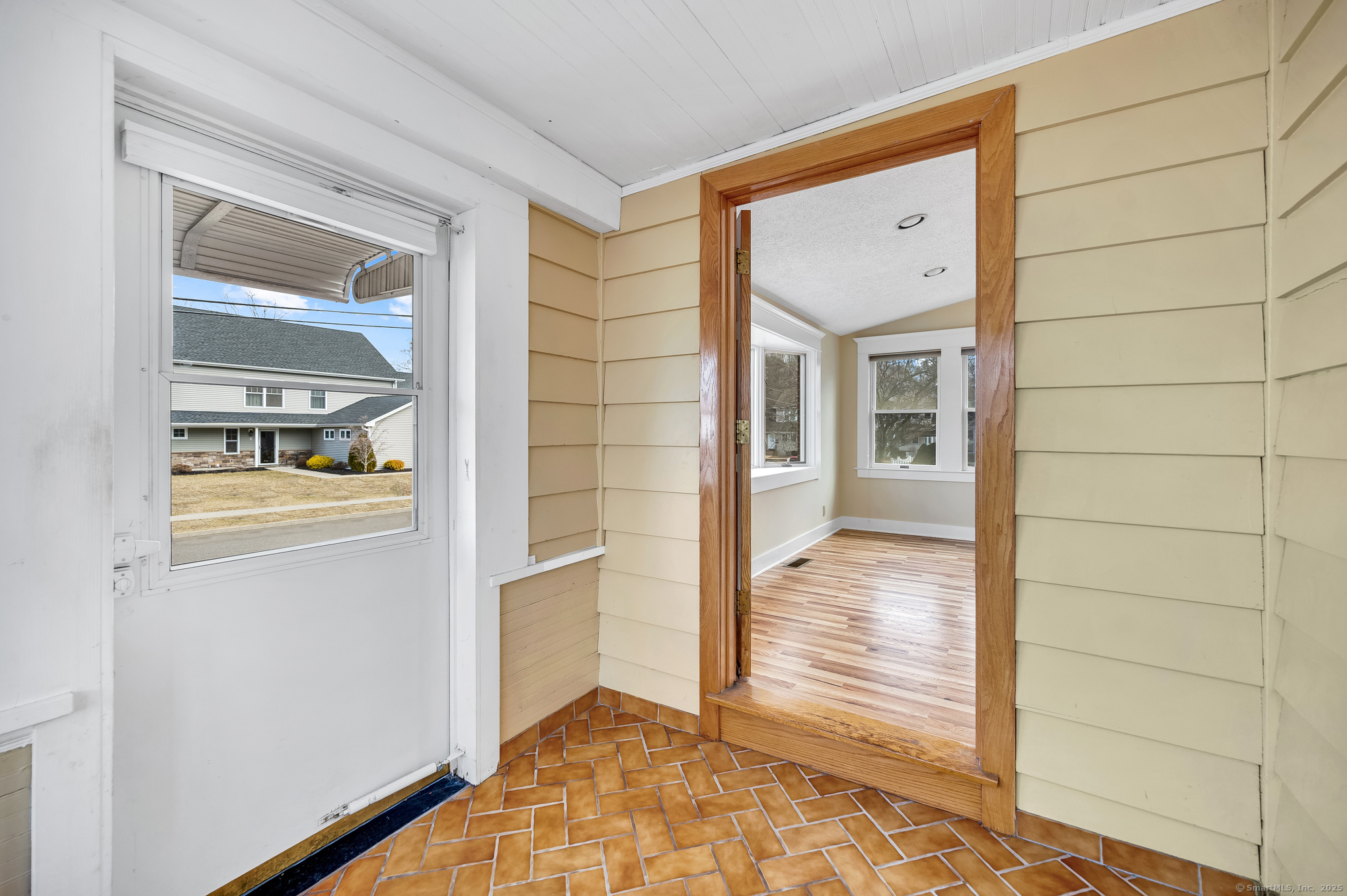12 Dwight Place, East Haven, Connecticut image 4