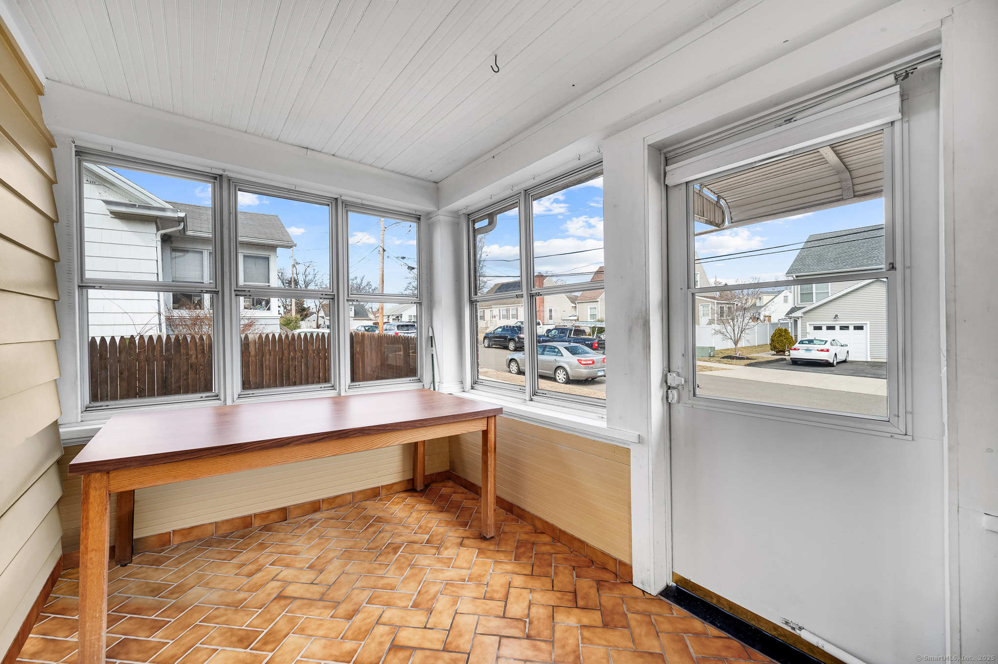 12 Dwight Place, East Haven, Connecticut image 3