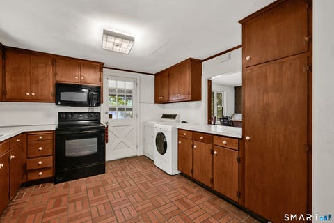 Tiny photo for 45 Lakeview Boulevard, Avon, CT 06001 (MLS # 24178455)