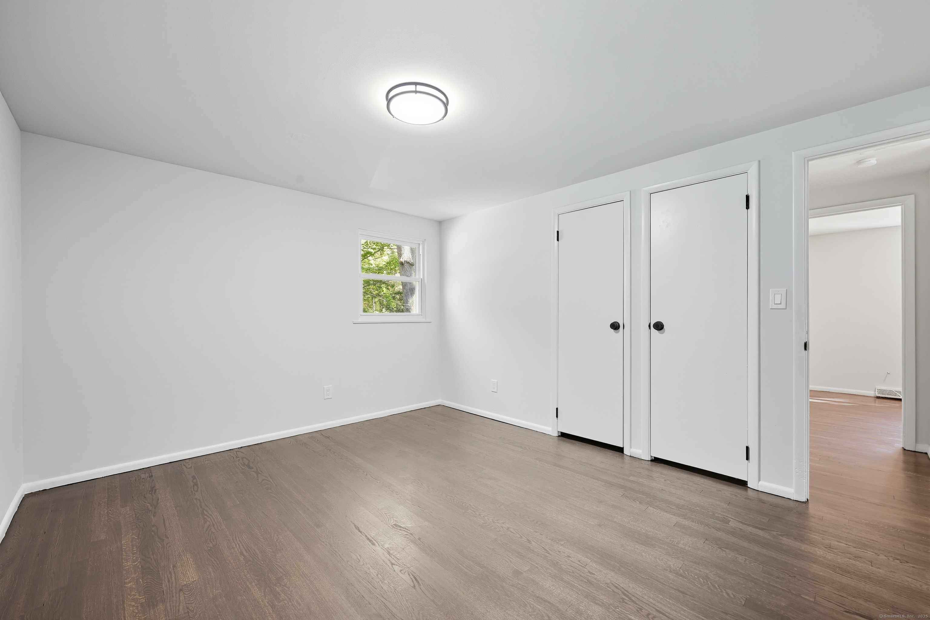 Clinton, Connecticut 06413, United States, 3 Bedrooms Bedrooms, ,2 BathroomsBathrooms,Residential,Pending,229417