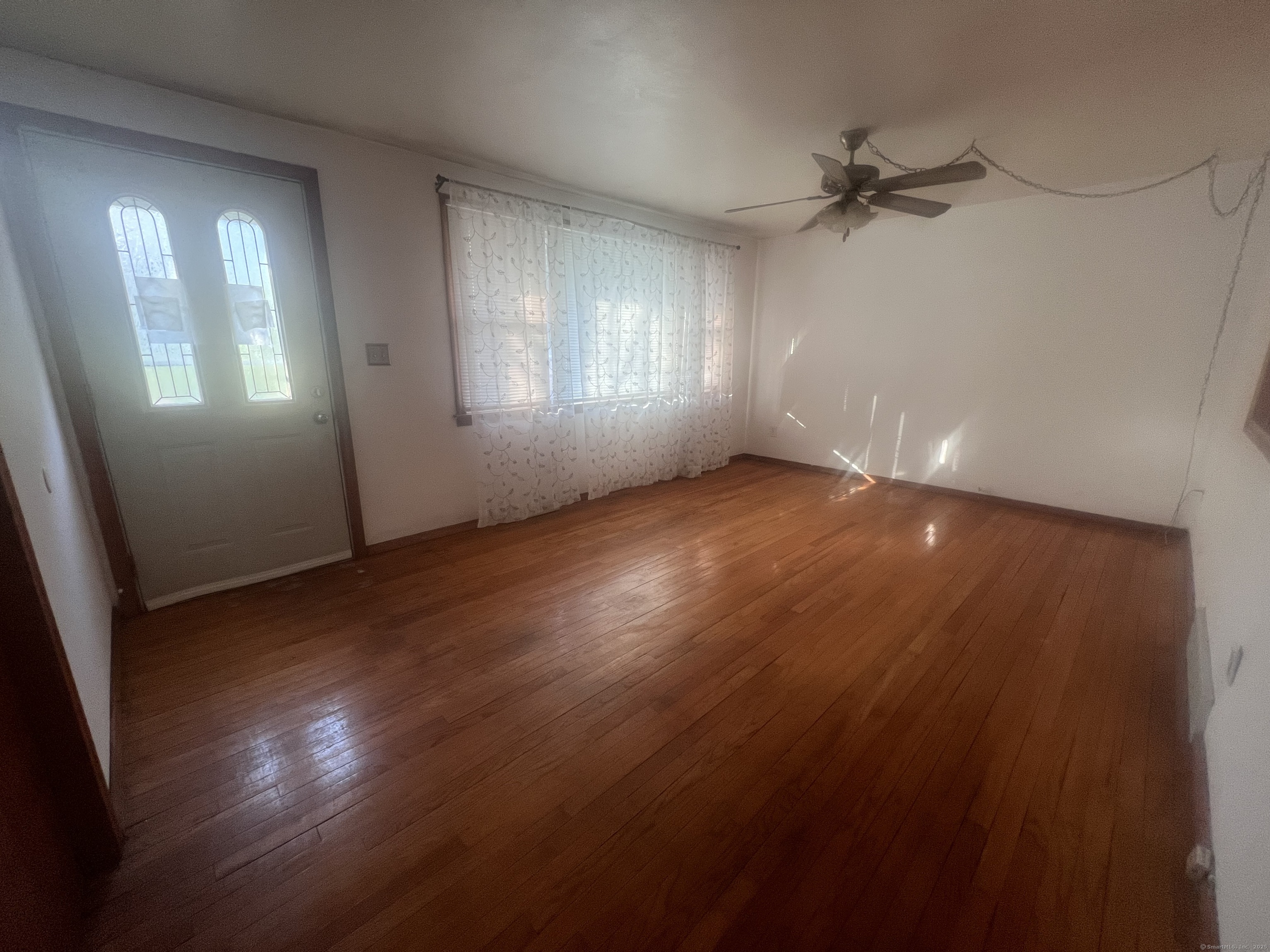 8 Tetlow Street, West Haven, Connecticut image 4