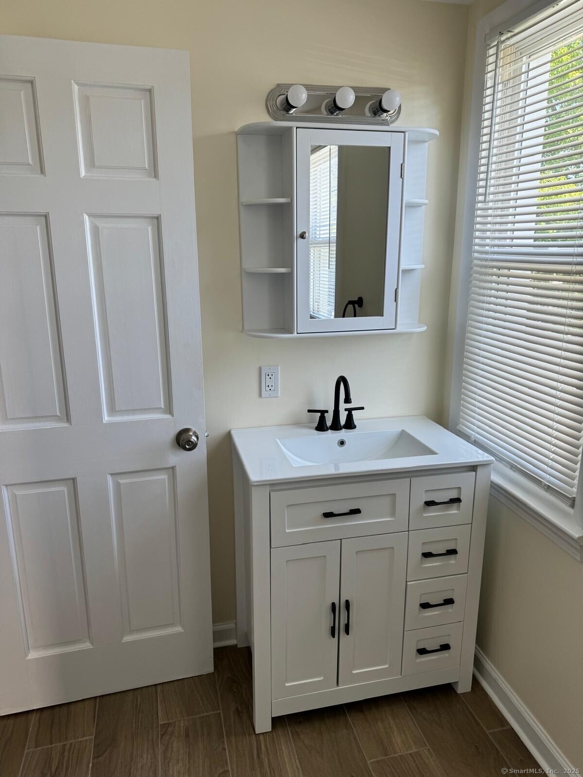 187 Jewett Avenue, Bridgeport, Connecticut image 18