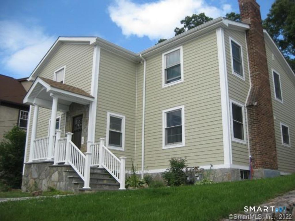 Photo of 95 Highview Avenue #2, Stamford, CT 06907 (MLS # 24192585)