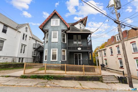 Photo of 39 Cliff Street, Norwich, CT 06360 (MLS # 24149335)