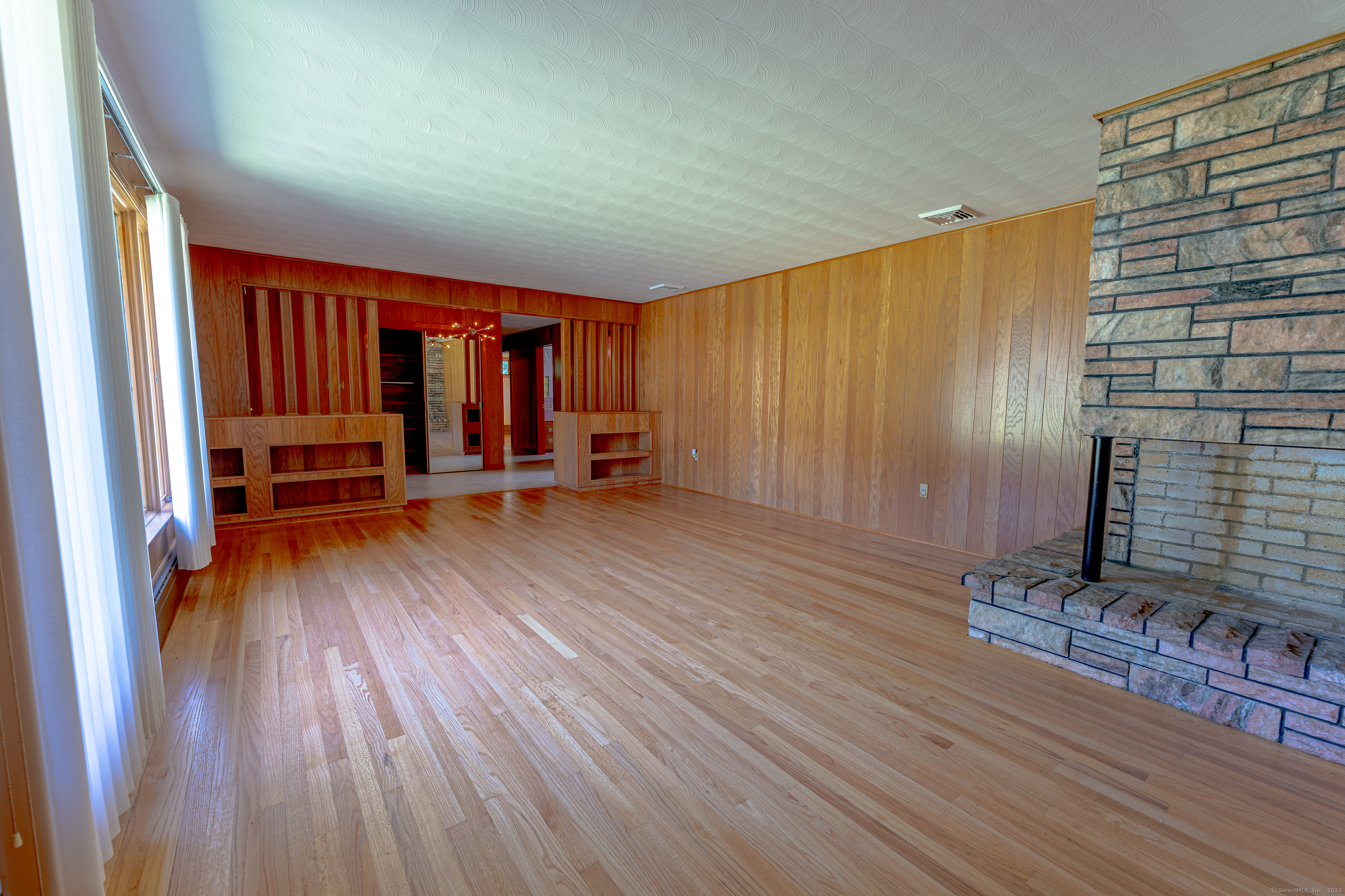 Photo 8 of 40 of 27 Juniper Drive house