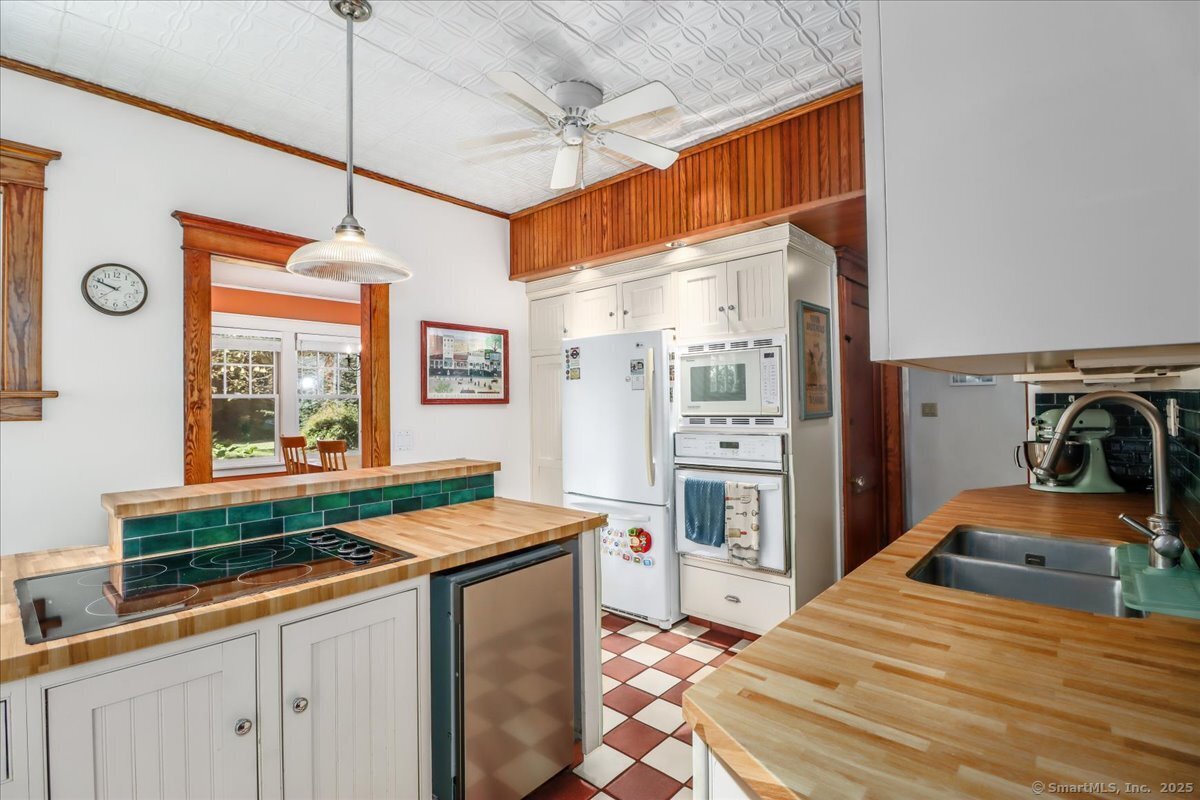 238 Litchfield Road, New Milford, Connecticut image 8