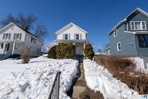 Tiny photo for 40 Broad Street, Meriden, CT 06450 (MLS # 24157377)