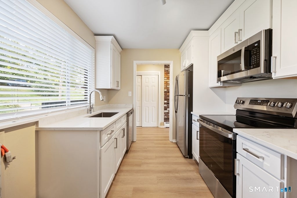 264 Lyman Road 1-12