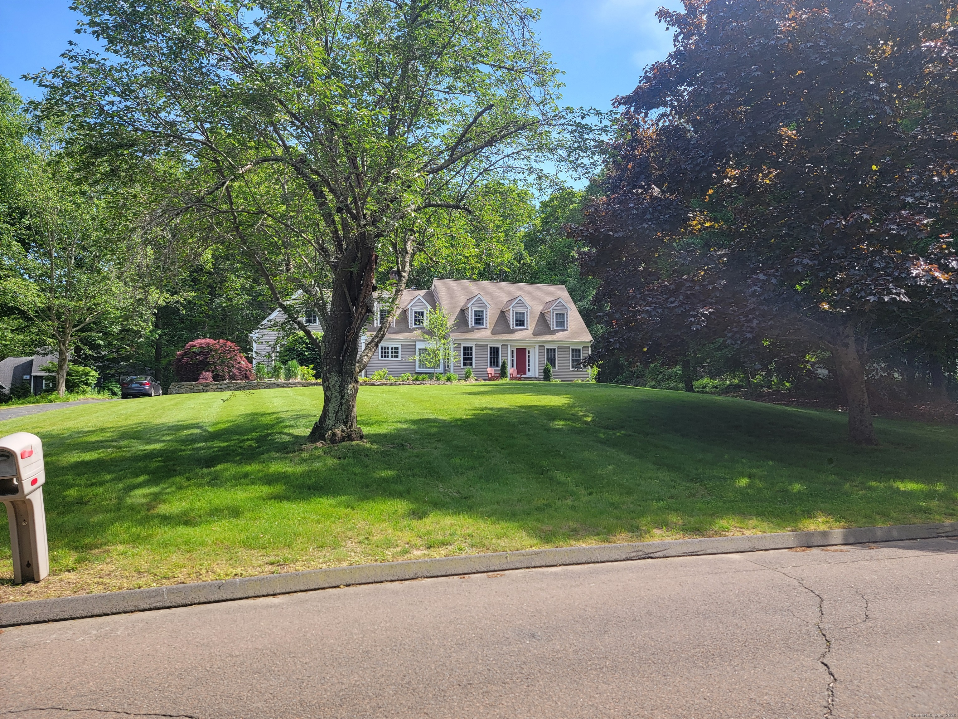 Rental Property at 40 Northwood Road, Madison, Connecticut - Bedrooms: 4 
Bathrooms: 4 
Rooms: 9  - $5,000 MO.