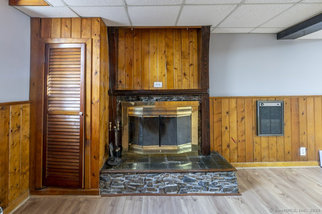 29 Lochbourne Drive, Clinton, Connecticut image 13