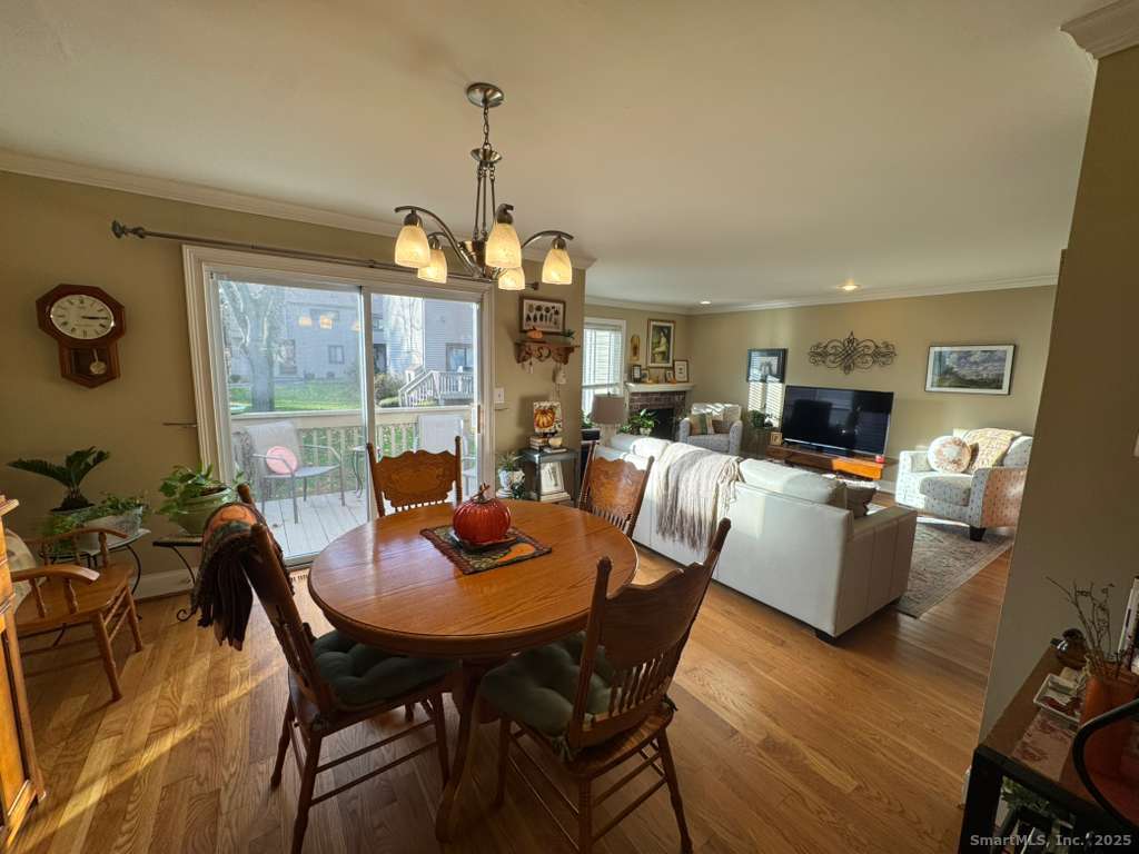 18 Greenbriar Drive APT A