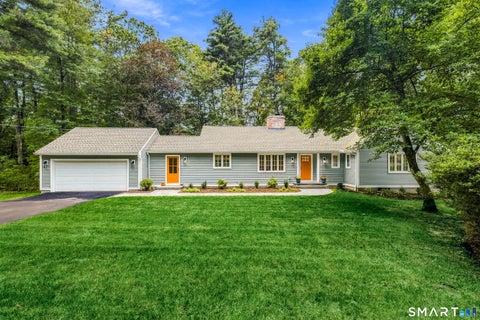 Homes For Sale - 15 Timber Lane<br/> Avon, CT 06001