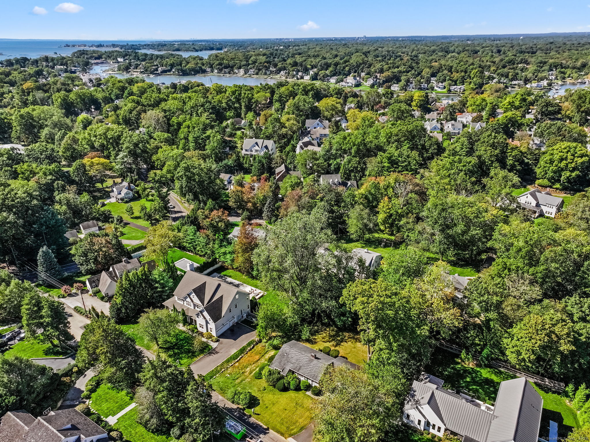 Norwalk, Connecticut 06853, United States, 3 Bedrooms Bedrooms, ,2 BathroomsBathrooms,Residential,Active,221458