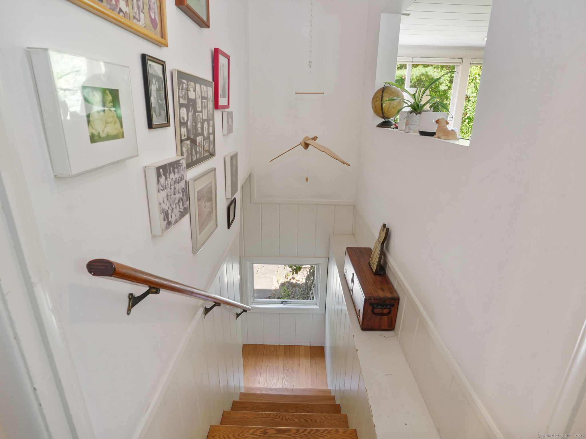 Norwalk, Connecticut 06853, United States, 3 Bedrooms Bedrooms, ,2 BathroomsBathrooms,Residential,Active,221458