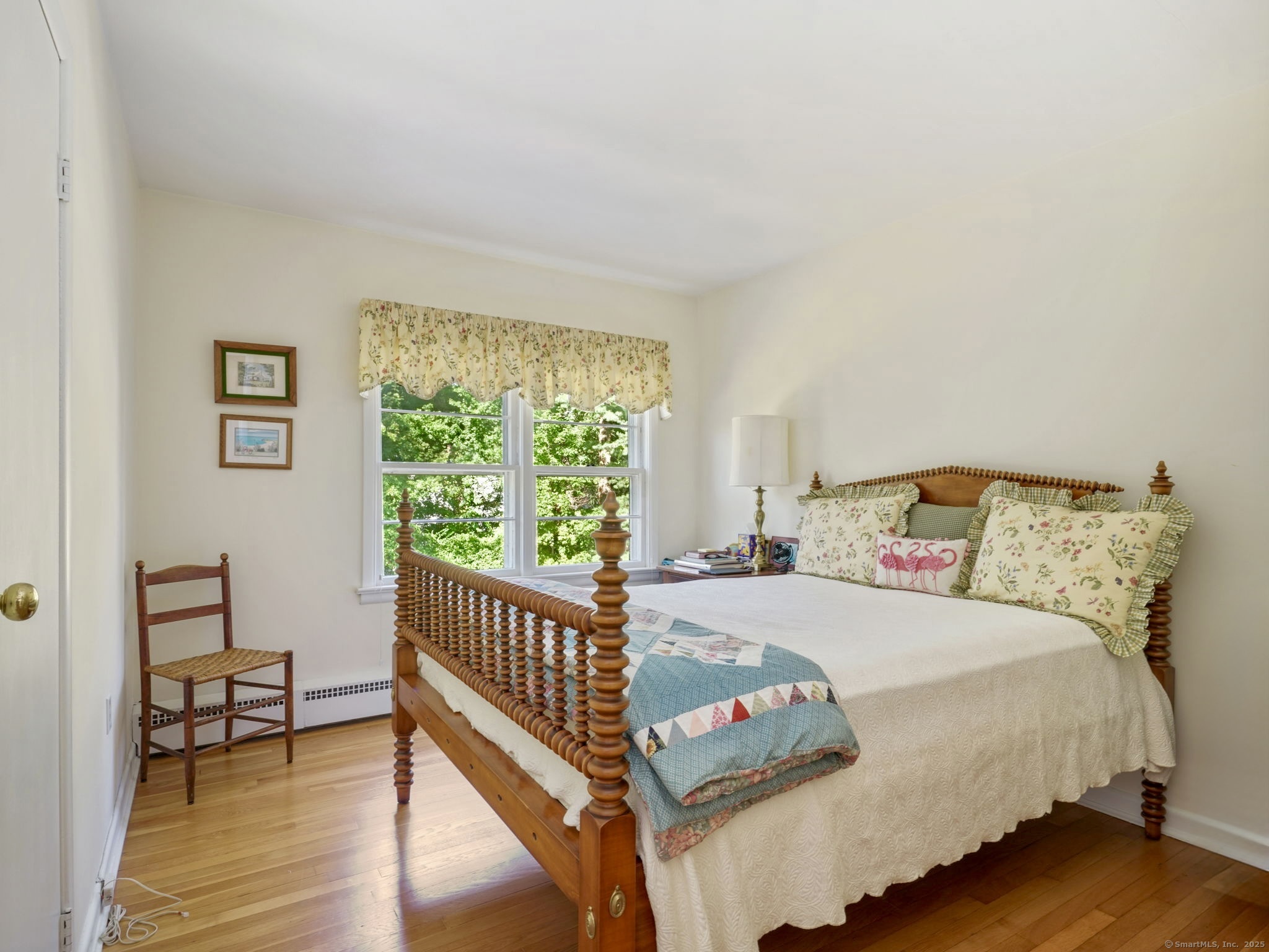 Norwalk, Connecticut 06853, United States, 3 Bedrooms Bedrooms, ,2 BathroomsBathrooms,Residential,Active,221458