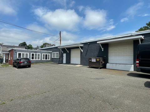 1318 Kossuth Street Bridgeport CT 06608