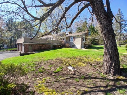 297 Whittemore Road Middlebury CT 06762