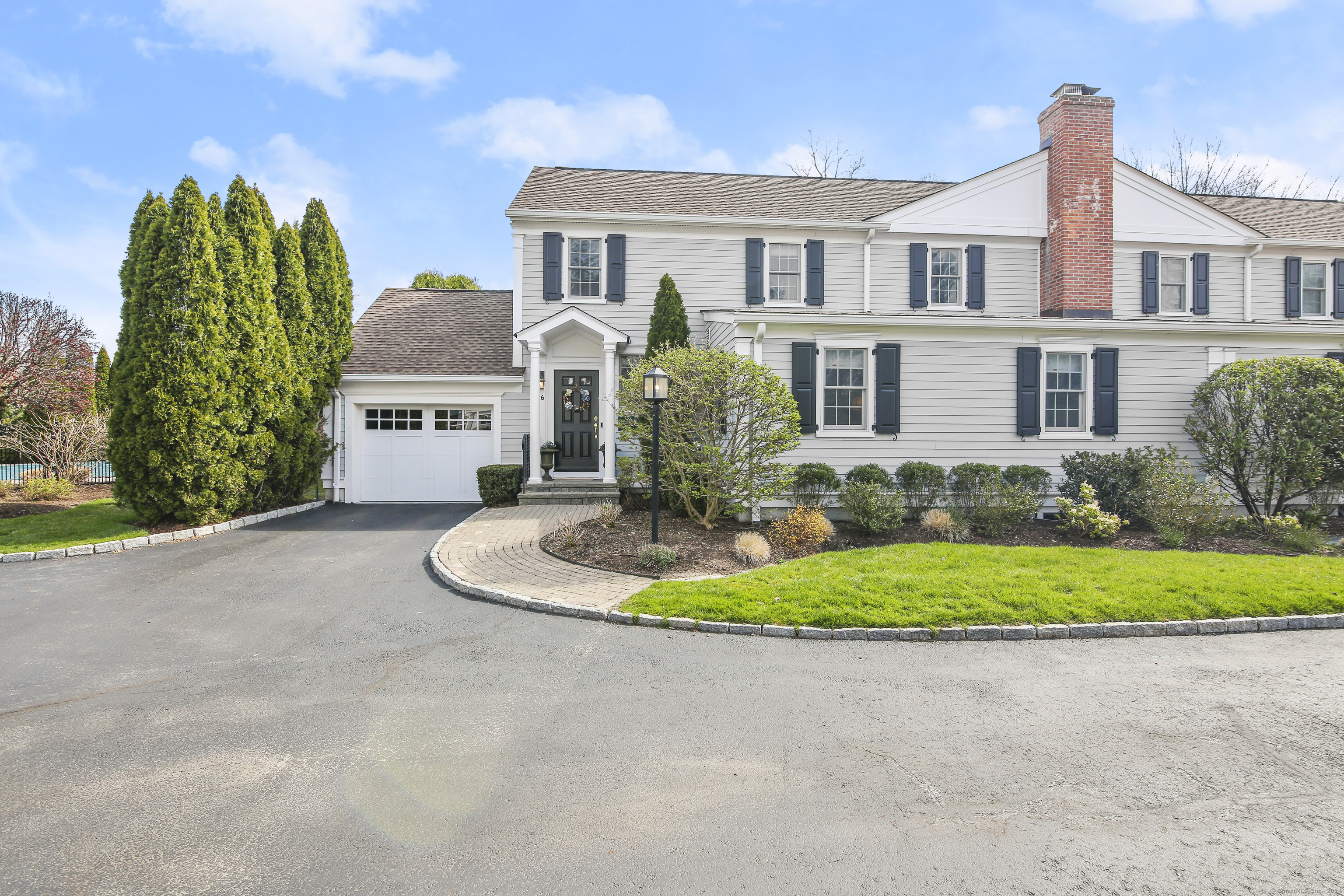 Property for Sale at 123 Richmond Hill Road 16, New Canaan, Connecticut - Bedrooms: 4 
Bathrooms: 5 
Rooms: 8  - $1,475,000