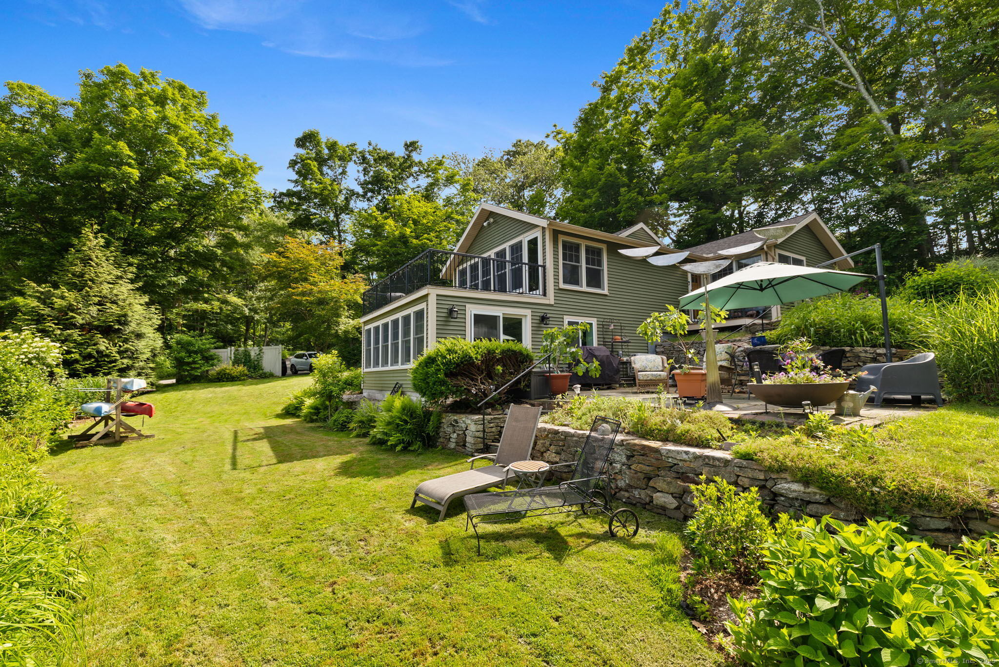 271 Haywardville Road