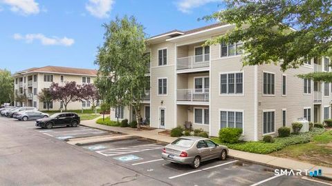 Condo For Sale - 468 Main Street #207<br/> East Lyme, CT 06357
