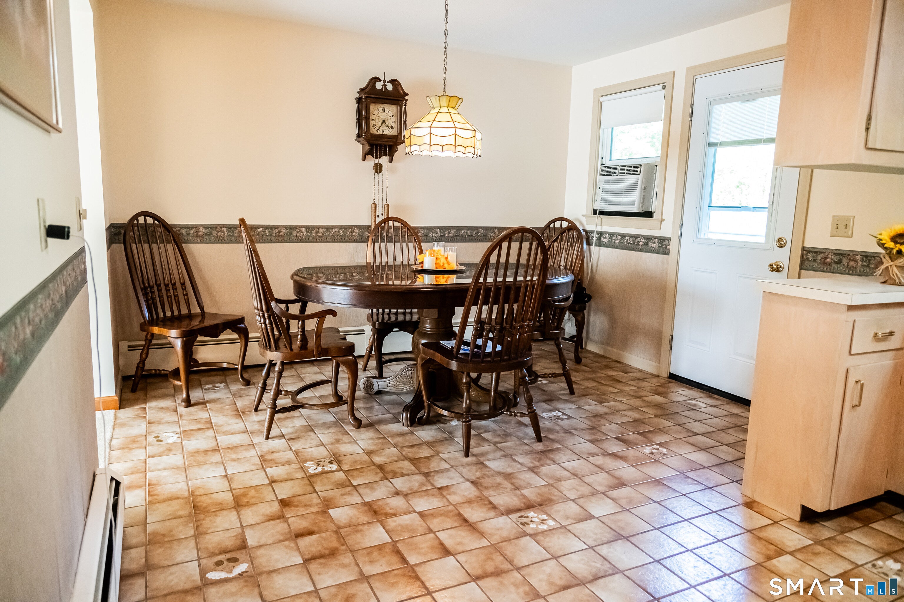 130 Lydale Place