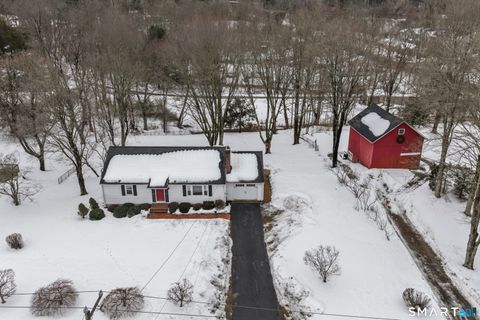 6 Crestwood Drive Newtown CT 06482