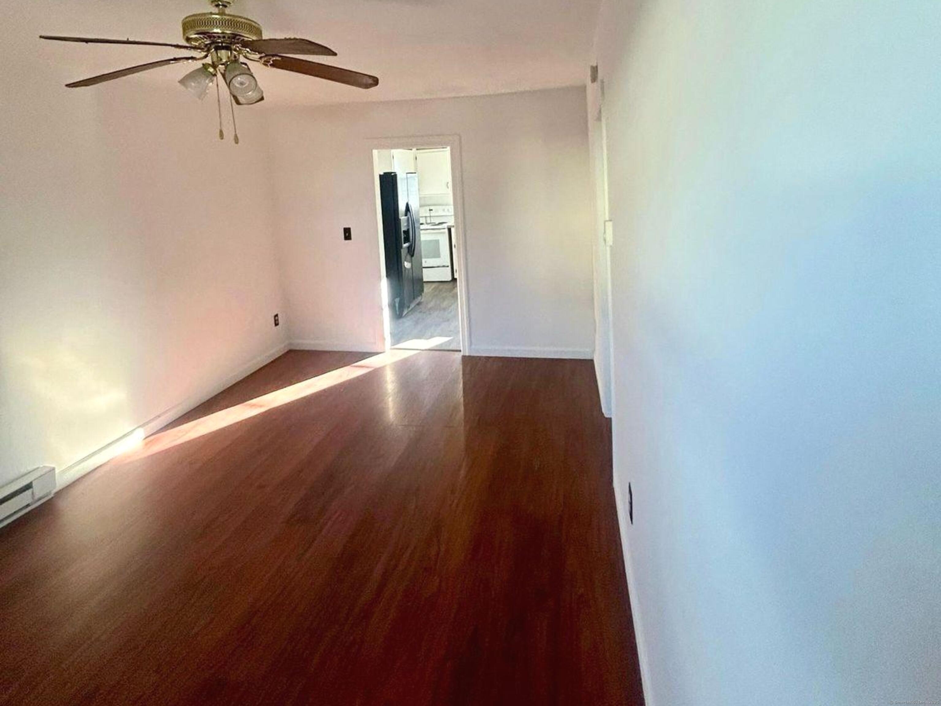 Norwich, Connecticut 06360, United States, 5 Bedrooms Bedrooms, ,4 BathroomsBathrooms,Residential,Active,161296