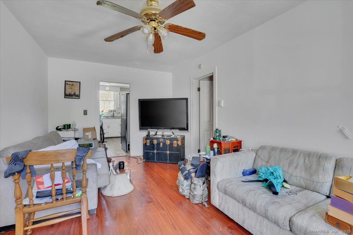 Norwich, Connecticut 06360, United States, 5 Bedrooms Bedrooms, ,4 BathroomsBathrooms,Residential,Active,161296