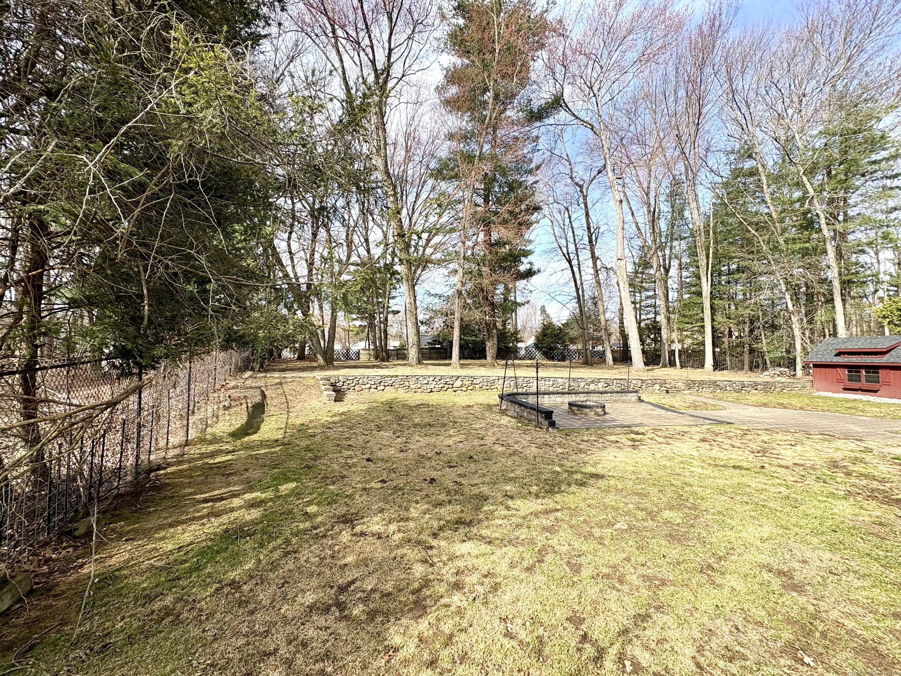21 Diana Lane, Windsor, Connecticut image 9