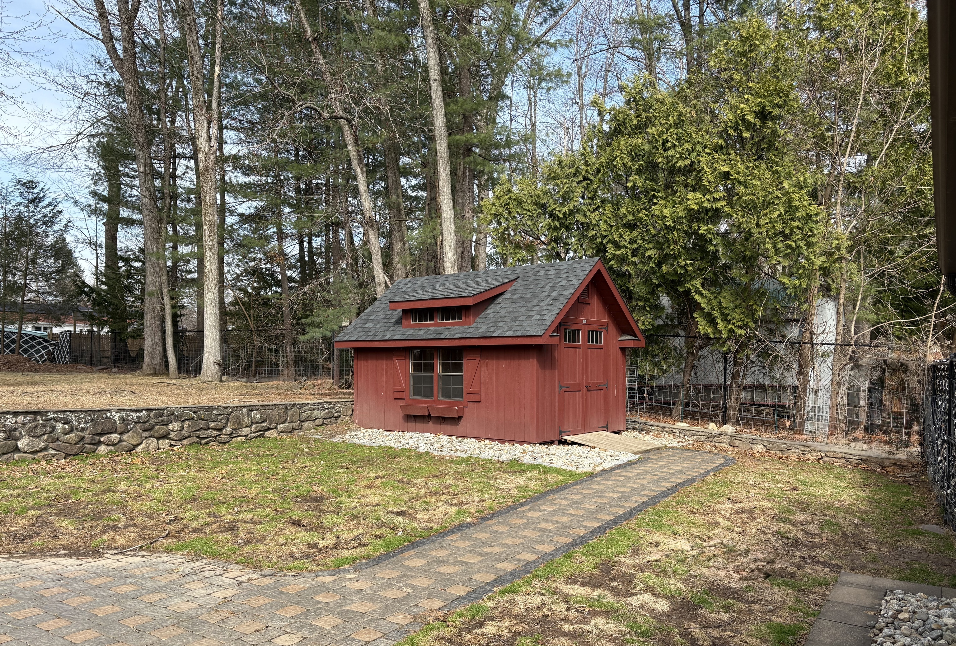 21 Diana Lane, Windsor, Connecticut image 5