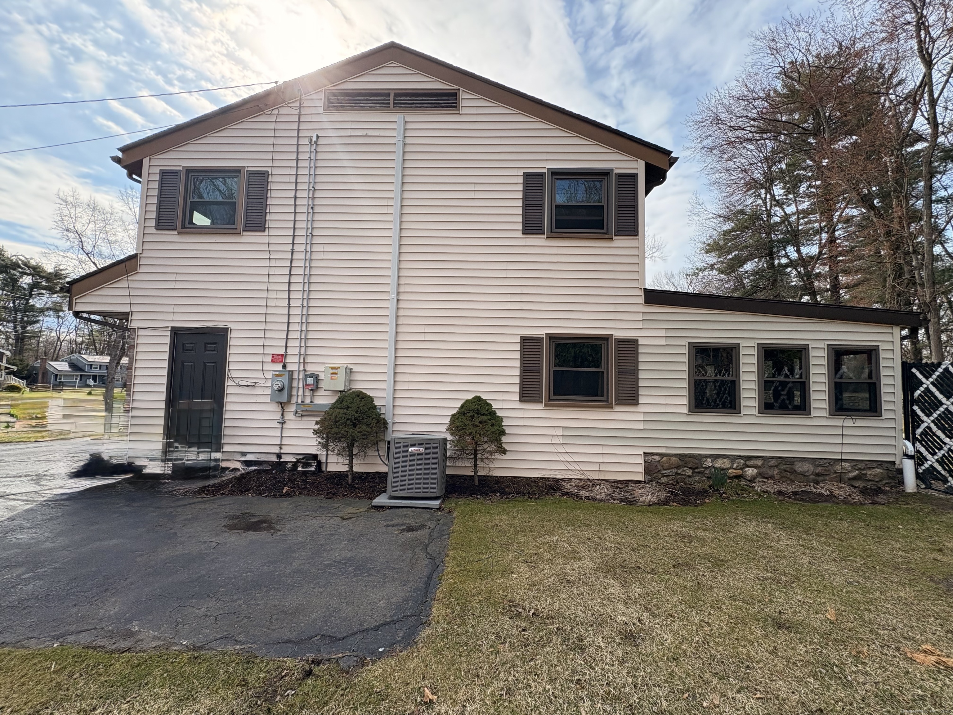 21 Diana Lane, Windsor, Connecticut image 10