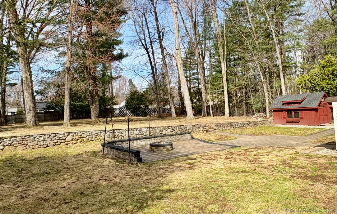 21 Diana Lane, Windsor, Connecticut image 8