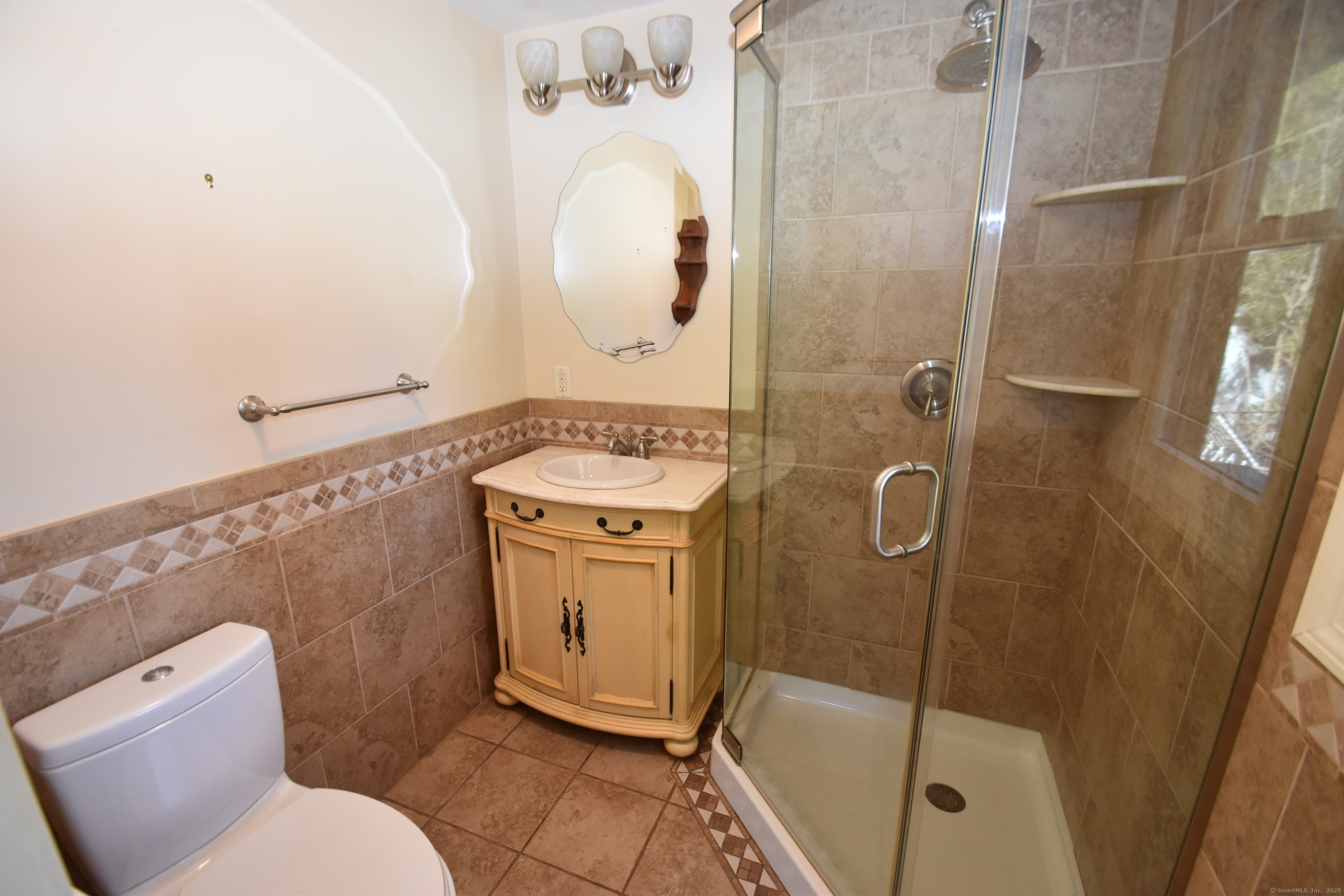 21 Diana Lane, Windsor, Connecticut image 35