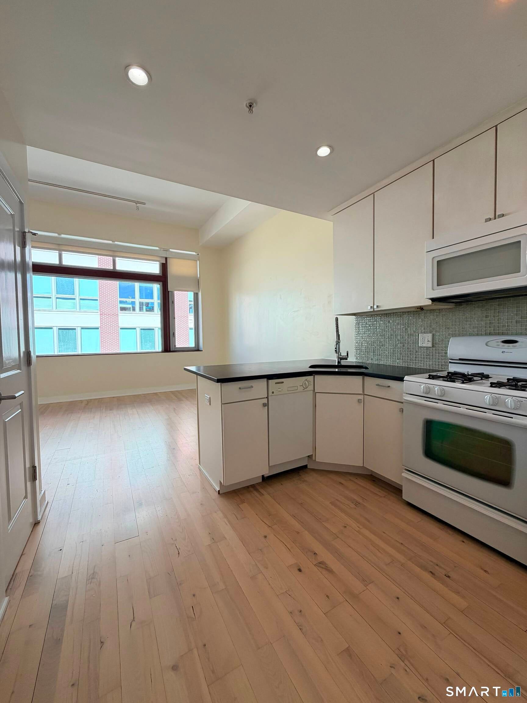 804 Chapel Street 302