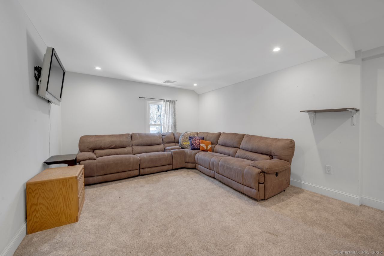 93 Cedar Heights Road, Stamford, Connecticut image 18