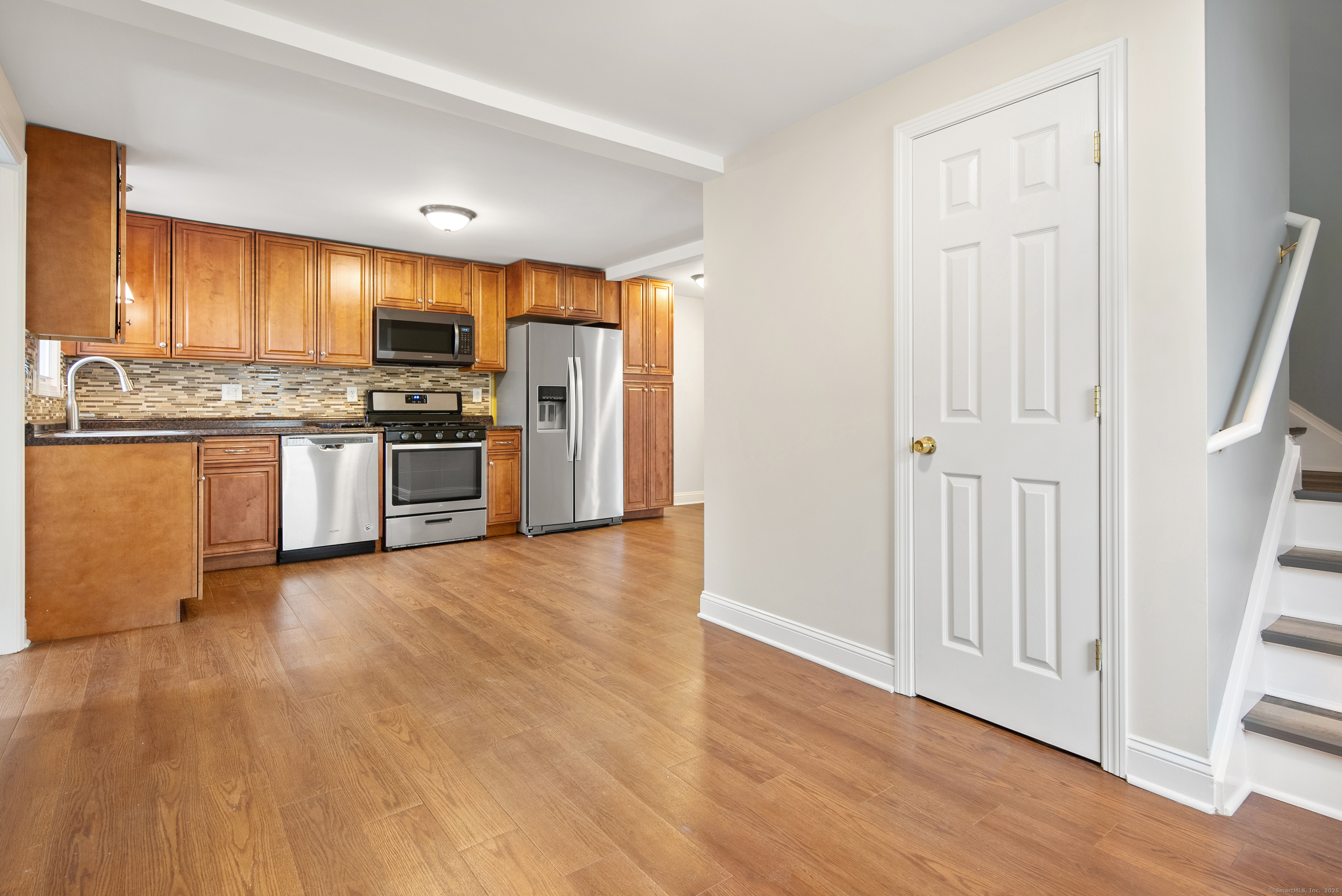 218 White Street, West Haven, Connecticut image 13