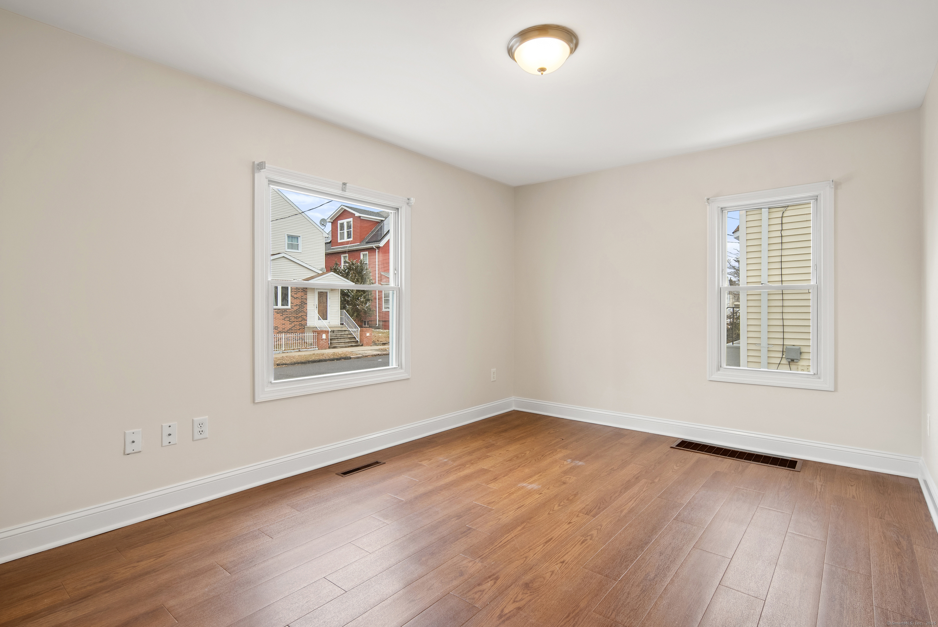 218 White Street, West Haven, Connecticut image 6