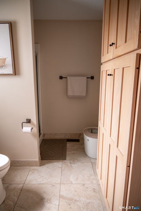 Tiny photo for 132 Kings Highway, North Haven, CT 06473 (MLS # 24169123)