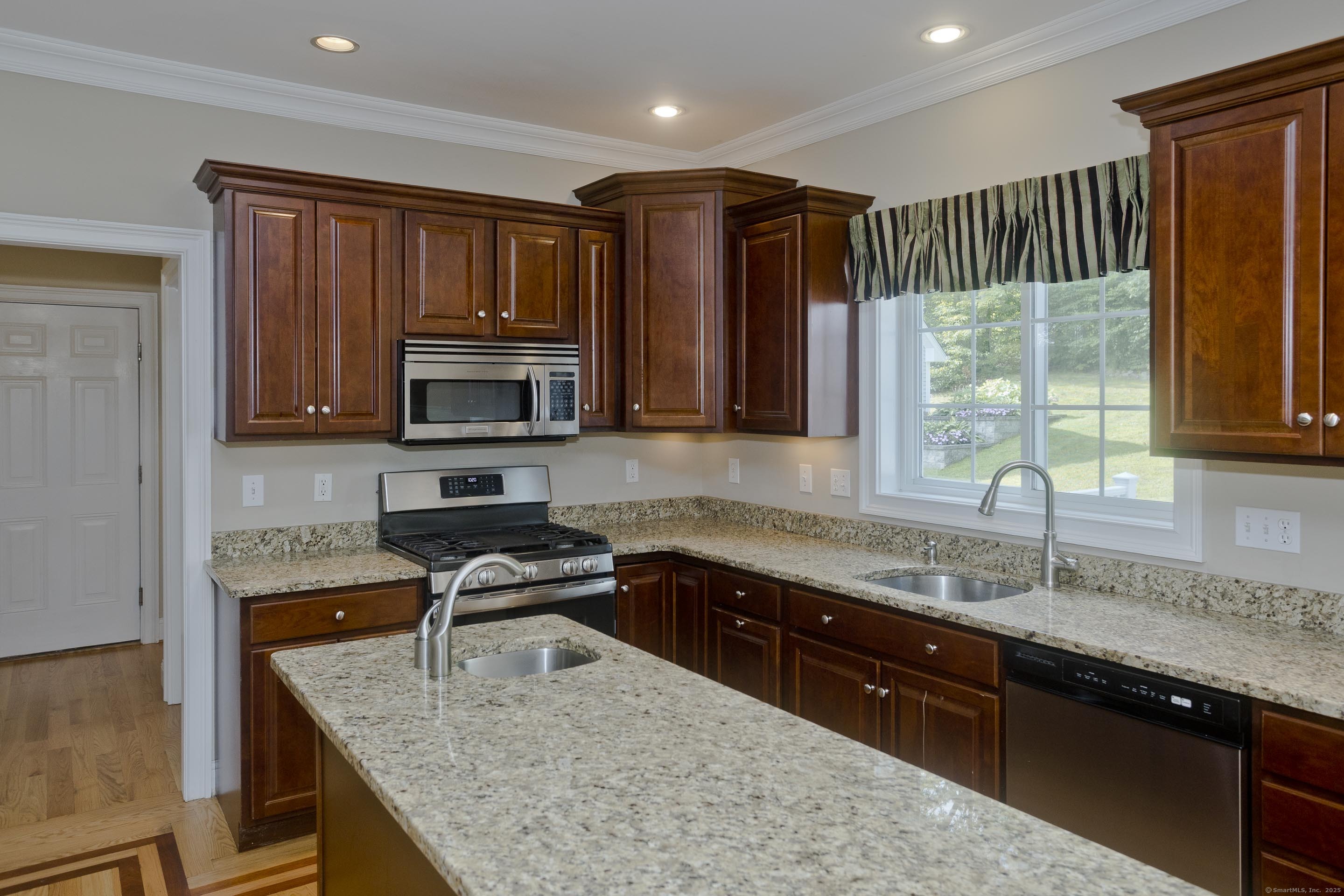 48 Cider Mill Heights