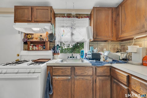 Tiny photo for 427 Zion Street, Hartford, CT 06106 (MLS # 24185375)