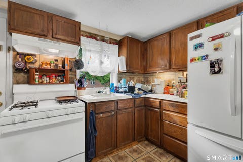 Tiny photo for 427 Zion Street, Hartford, CT 06106 (MLS # 24185375)