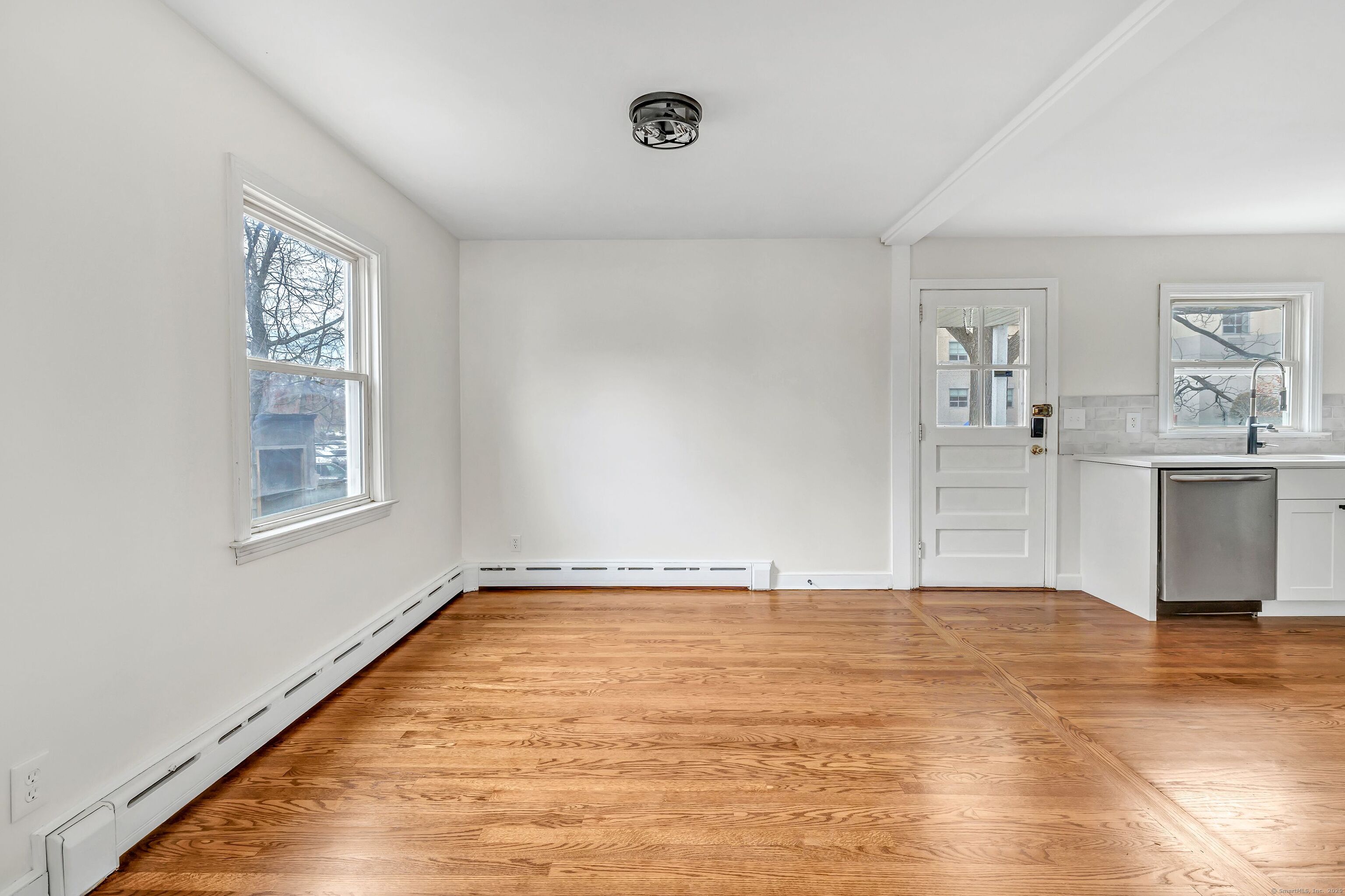 175 Crestview Drive, Bridgeport, Connecticut image 8