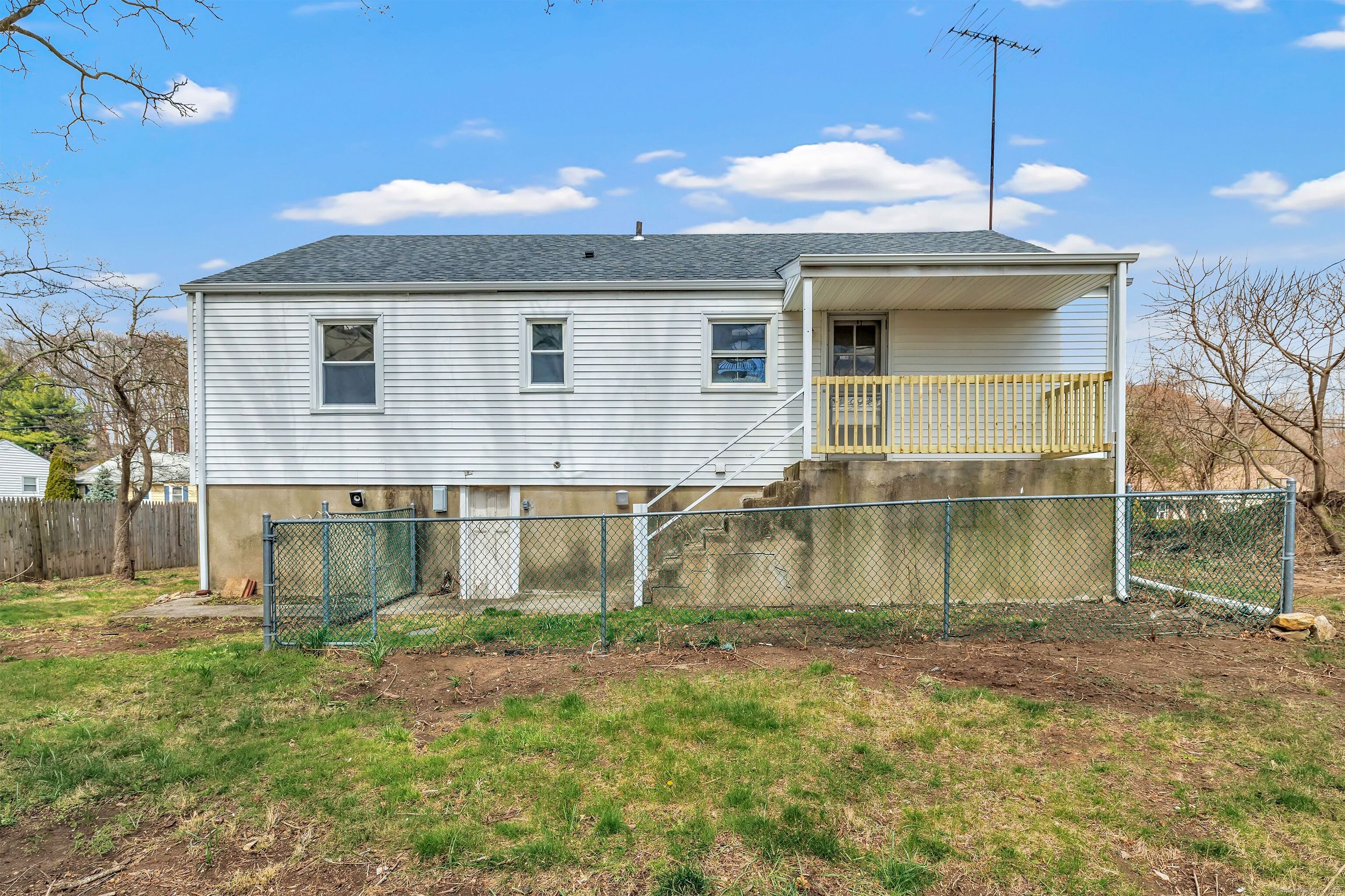 175 Crestview Drive, Bridgeport, Connecticut image 32