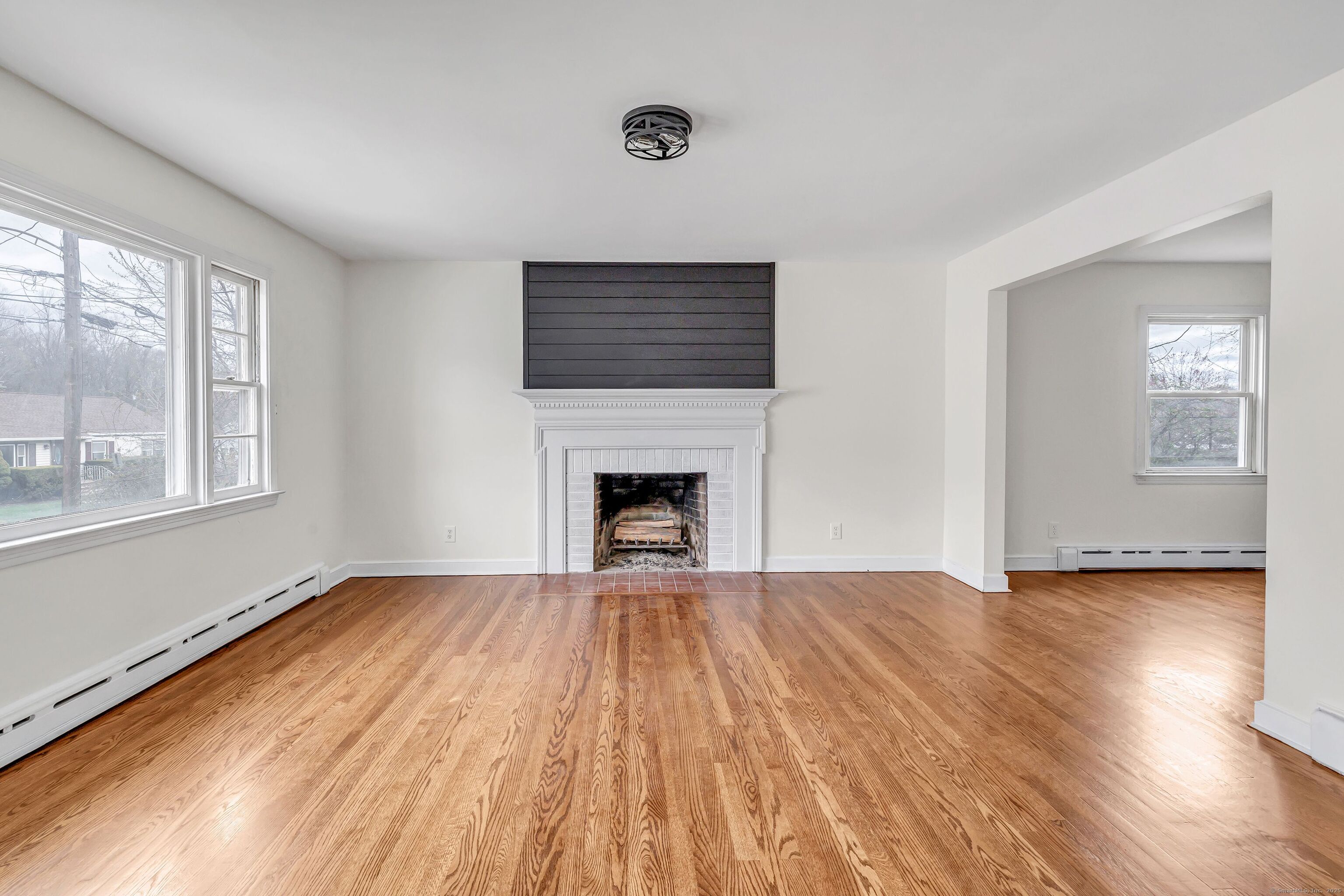 175 Crestview Drive, Bridgeport, Connecticut image 4