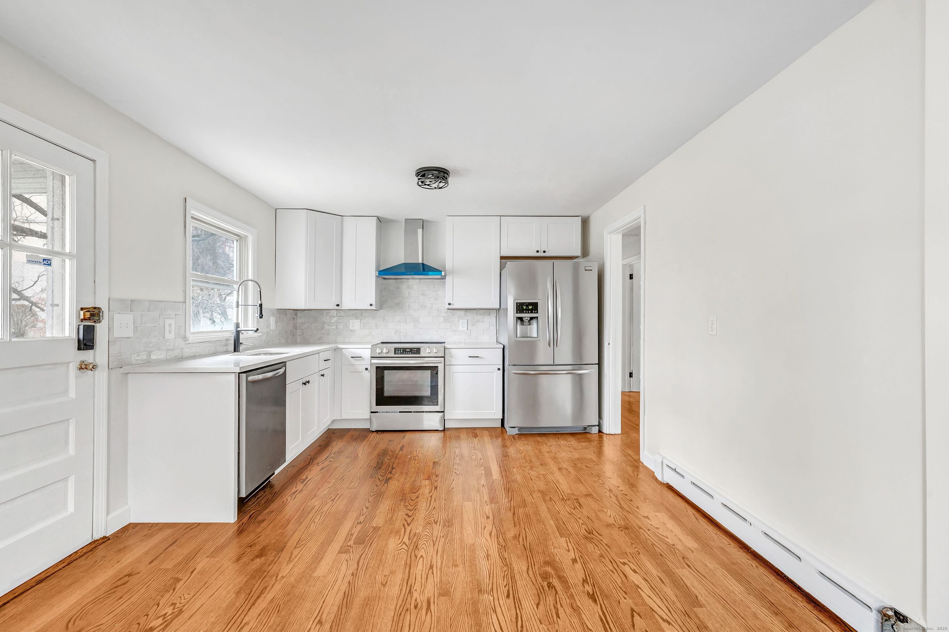 175 Crestview Drive, Bridgeport, Connecticut image 12